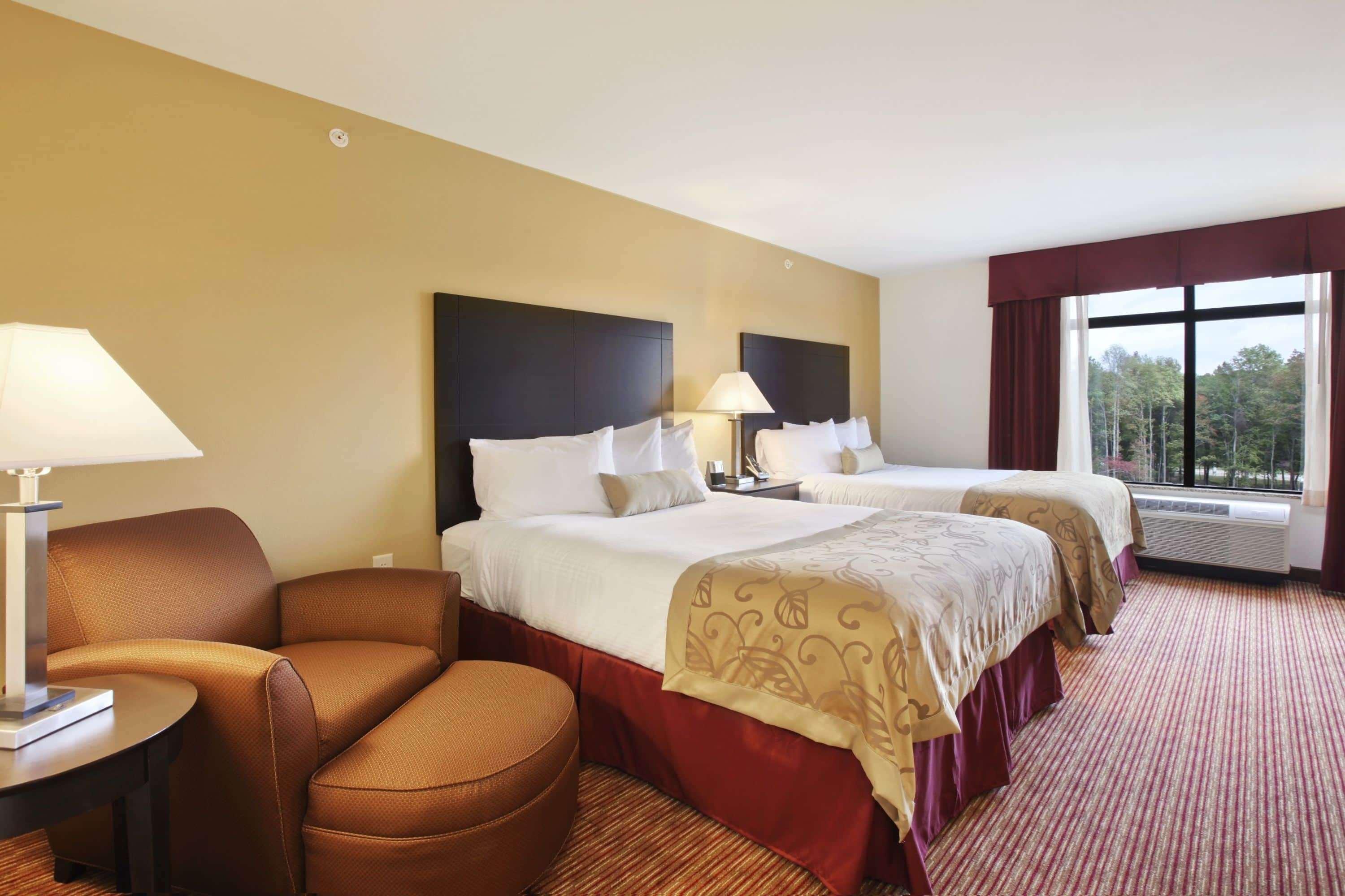 Wingate By Wyndham State Arena Raleigh/Cary Hotel Bagian luar foto