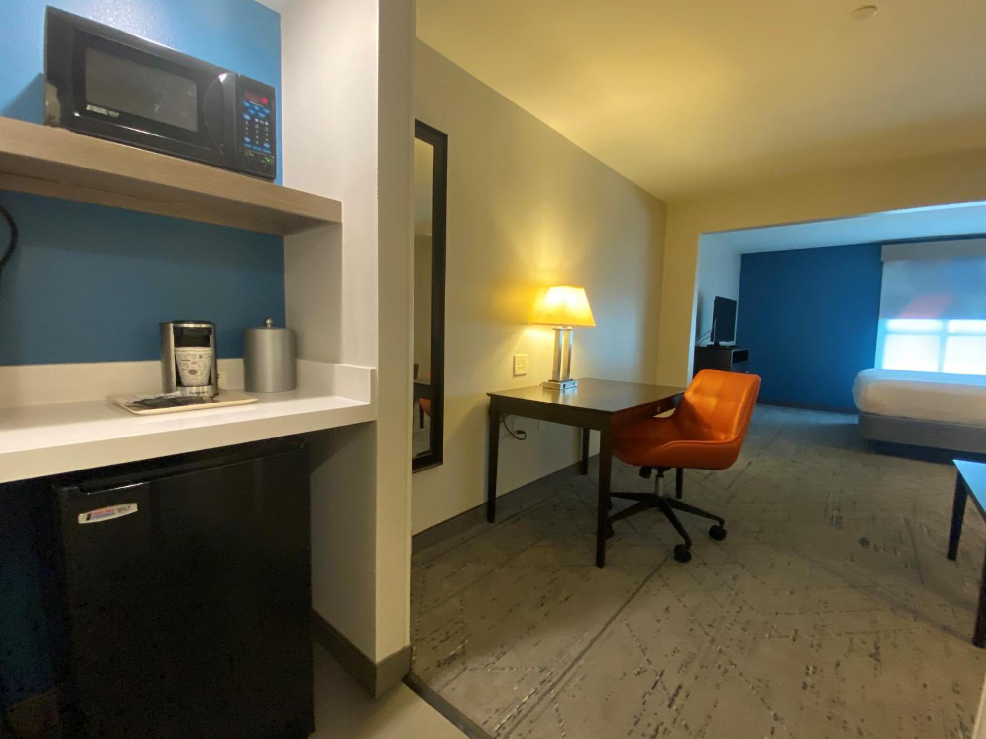 Wingate By Wyndham State Arena Raleigh/Cary Hotel Bagian luar foto