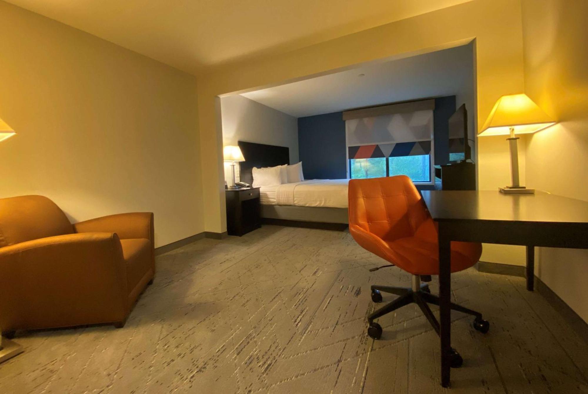 Wingate By Wyndham State Arena Raleigh/Cary Hotel Bagian luar foto
