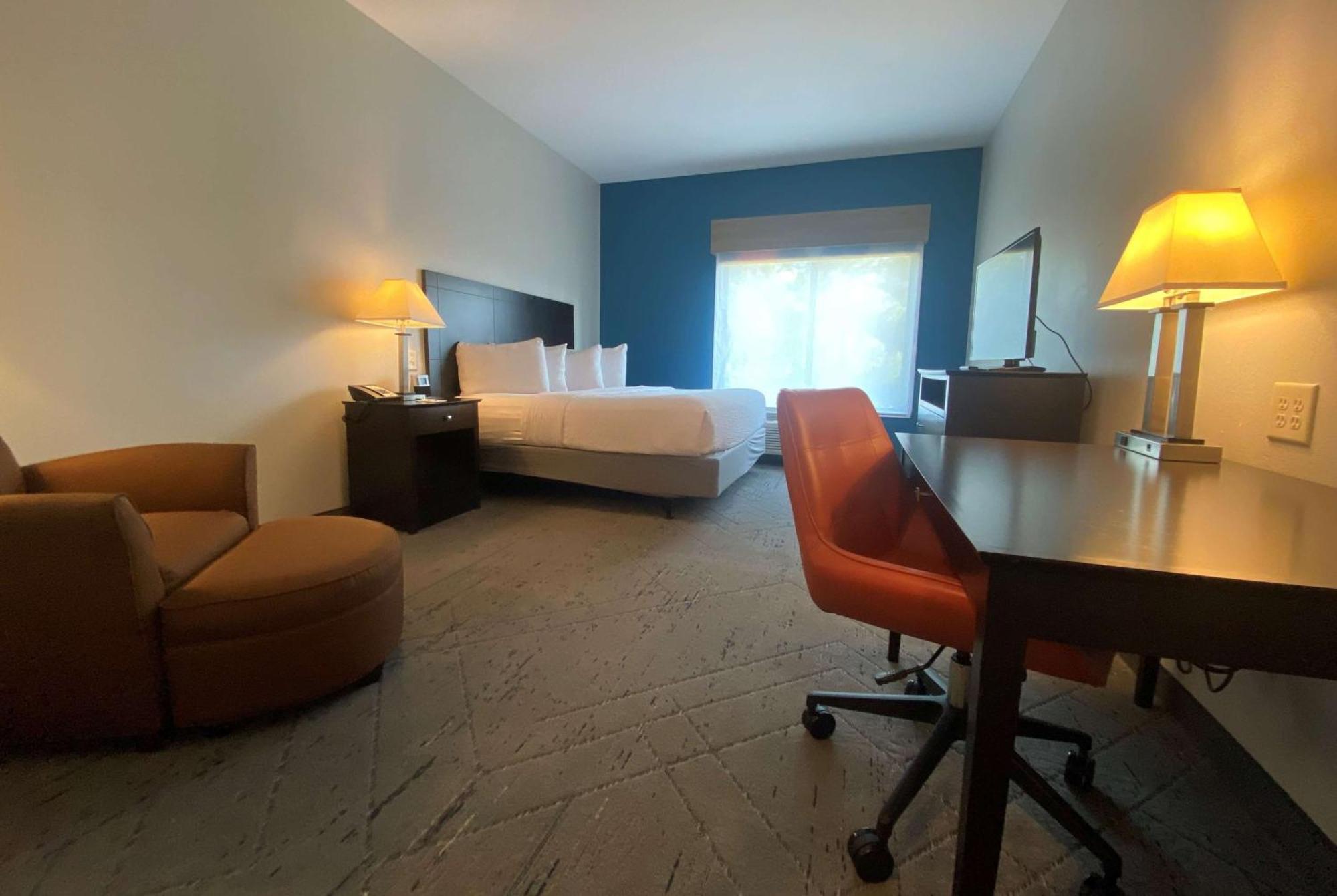 Wingate By Wyndham State Arena Raleigh/Cary Hotel Bagian luar foto