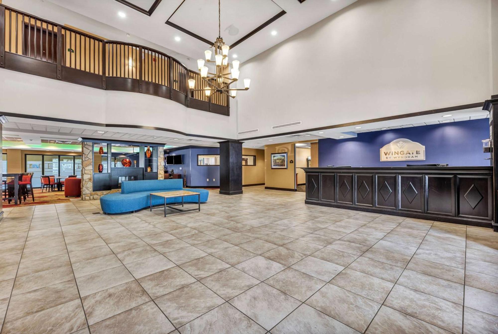 Wingate By Wyndham State Arena Raleigh/Cary Hotel Bagian luar foto