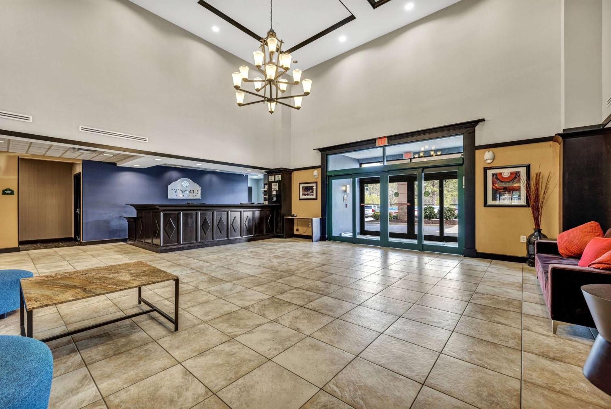 Wingate By Wyndham State Arena Raleigh/Cary Hotel Bagian luar foto