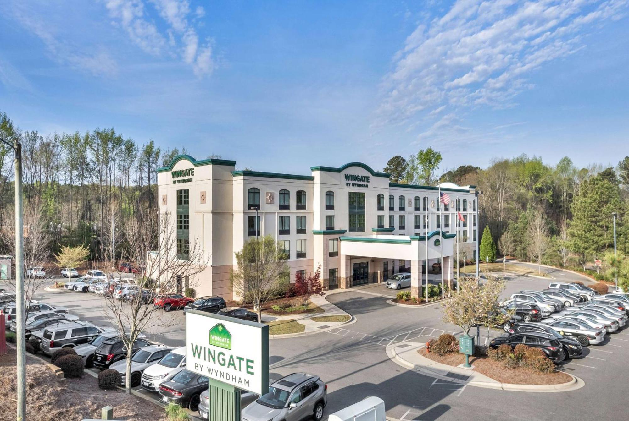 Wingate By Wyndham State Arena Raleigh/Cary Hotel Bagian luar foto